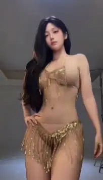 推特【姝姬娘娘】露脸付费私拍福利！颜值巨乳情趣制服，裸舞诱惑！[180 MB]-百宝袋